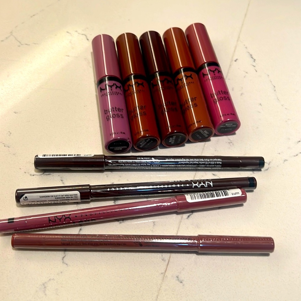 🌟3 for $15🌟 add any 3 for $15 items to a bundle! NYX Butter Gloss & Lip Liners